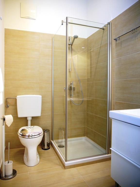Flatprovider Comfort Eduard Apartment - Contactless Check In Bécs Szoba fotó